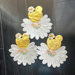 Yellow Chick Daisy Appliqué Set - 3 Pieces